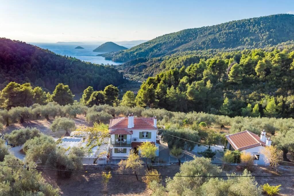 Nina-Myrtia Countryside House Skopelos Ditropo Exteriér fotografie