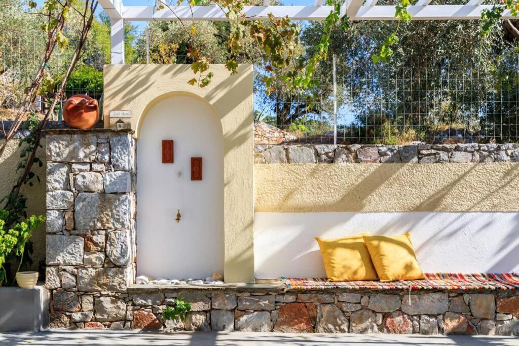 Nina-Myrtia Countryside House Skopelos Ditropo Exteriér fotografie