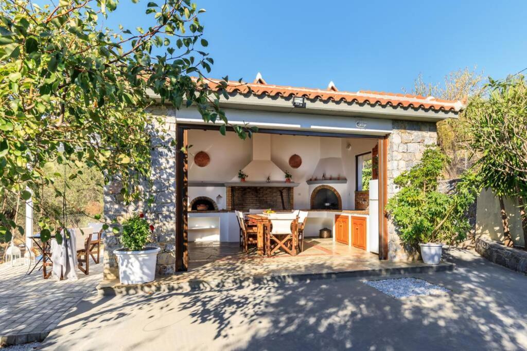 Nina-Myrtia Countryside House Skopelos Ditropo Exteriér fotografie